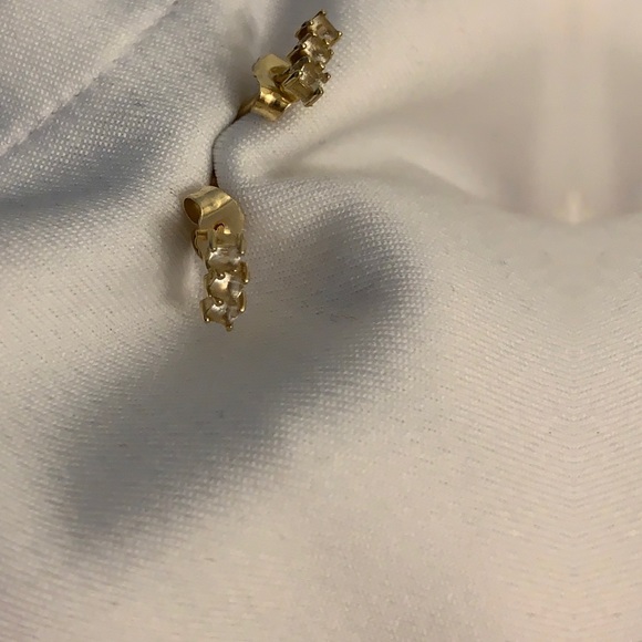 Mejuri 14k Gold Topaz Bar Studs - Picture 10 of 10